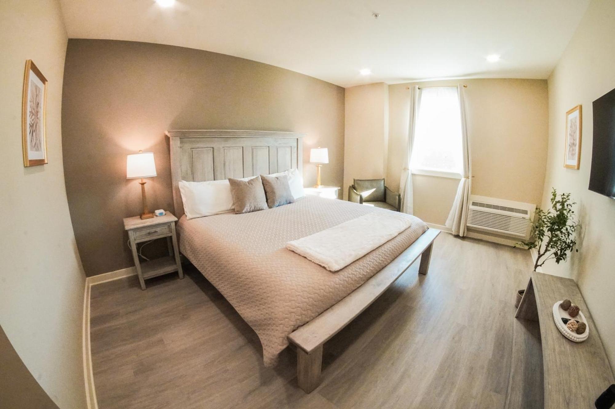 Hotel Whiskey In Паскагула Екстериор снимка