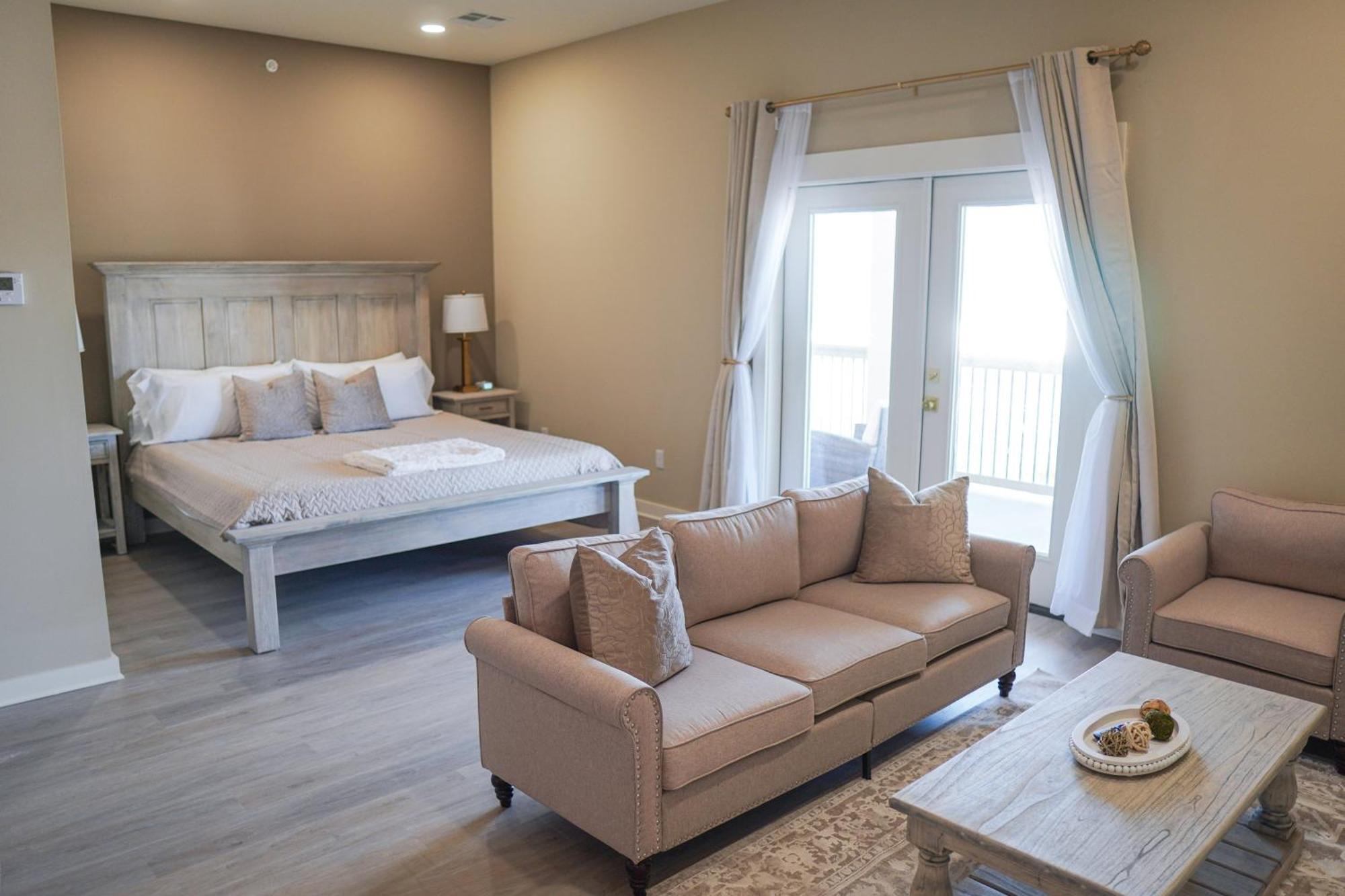 Hotel Whiskey In Паскагула Екстериор снимка