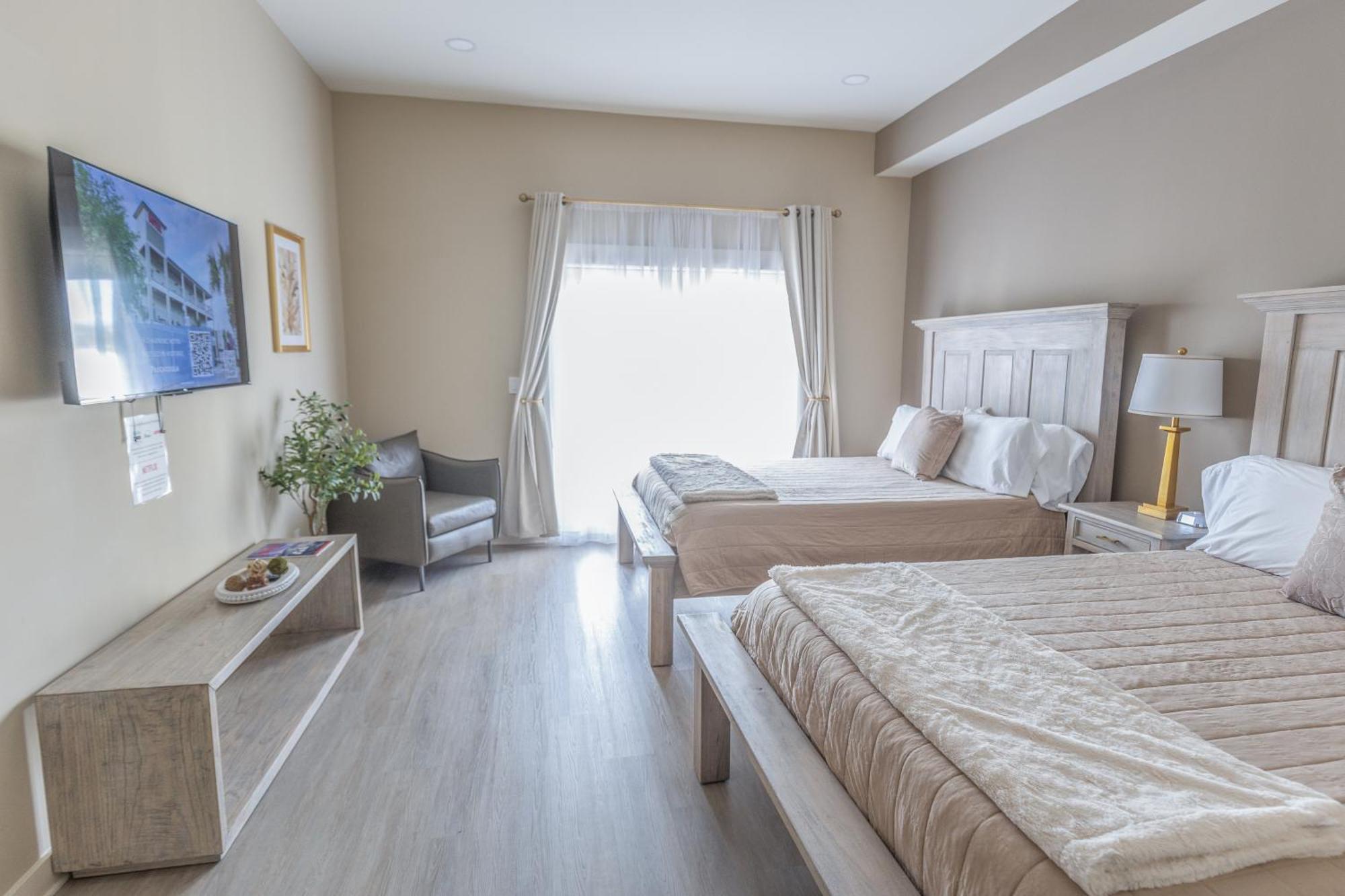 Hotel Whiskey In Паскагула Екстериор снимка